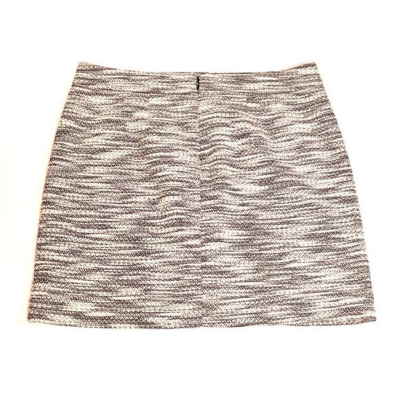 LOFT Black and White Tweed Shift Skirt Size 10 P - Picture 2 of 3